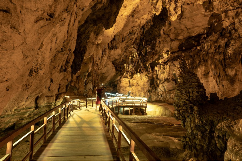 Grotte Surprise Halong